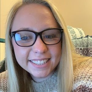 Meet your Posher, Kelsey